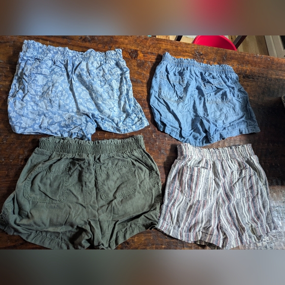 Four pairs of Knox Rose paperbag tie-waist shorts - Picture 3 of 7